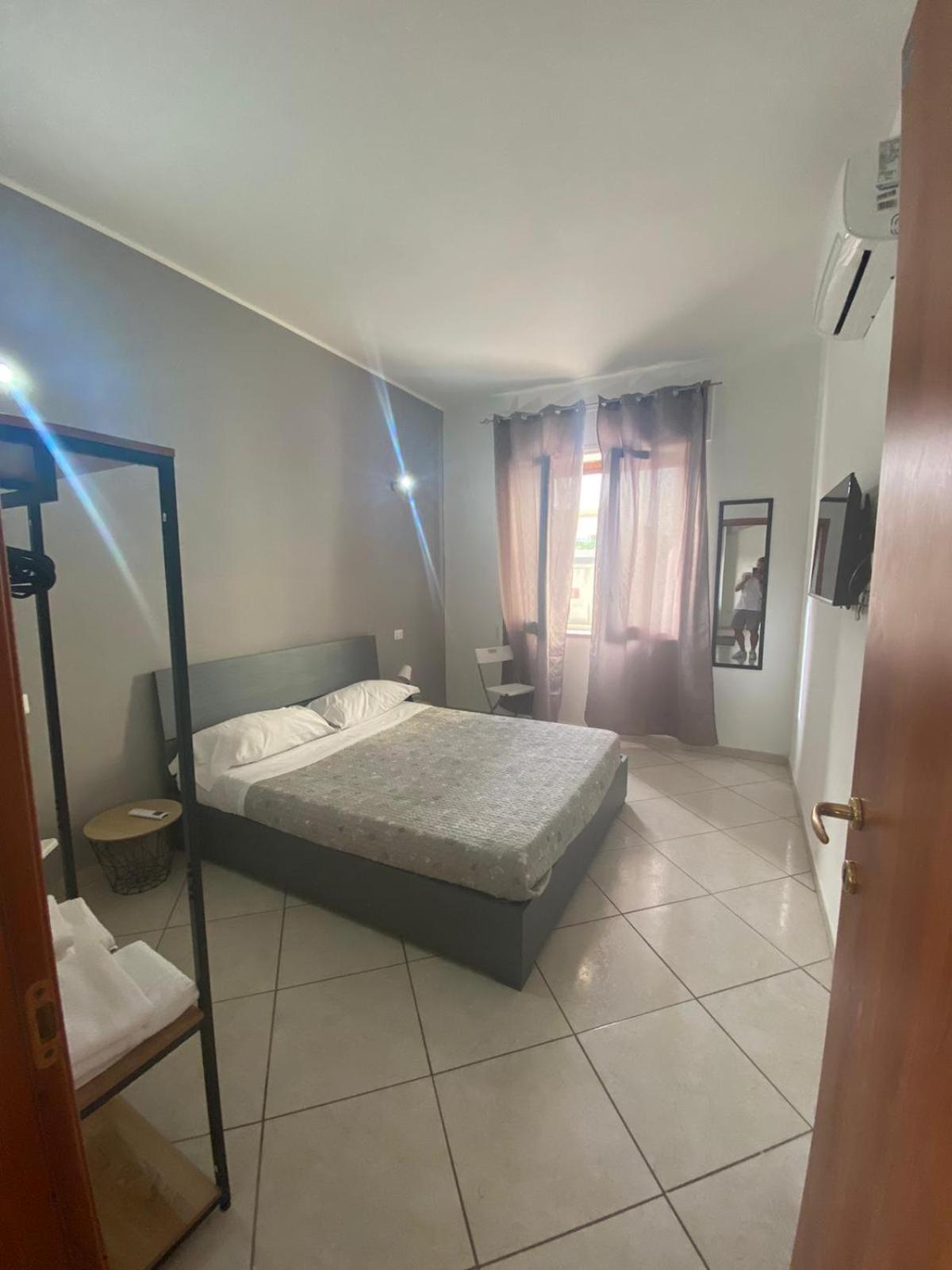 Bedroompompei With Free Parking Εξωτερικό φωτογραφία
